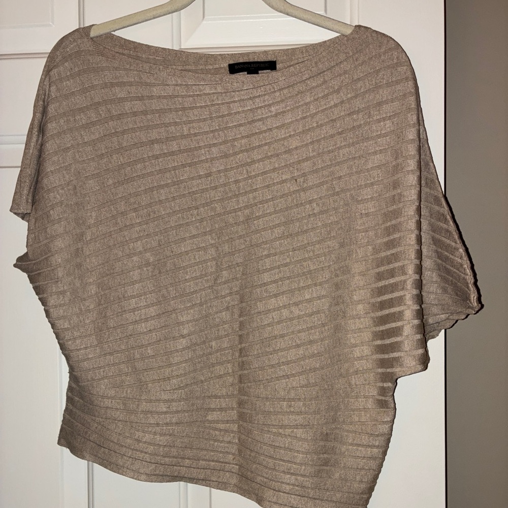 Banana republic Beige Ribbed Knit Poncho Top Sz M
